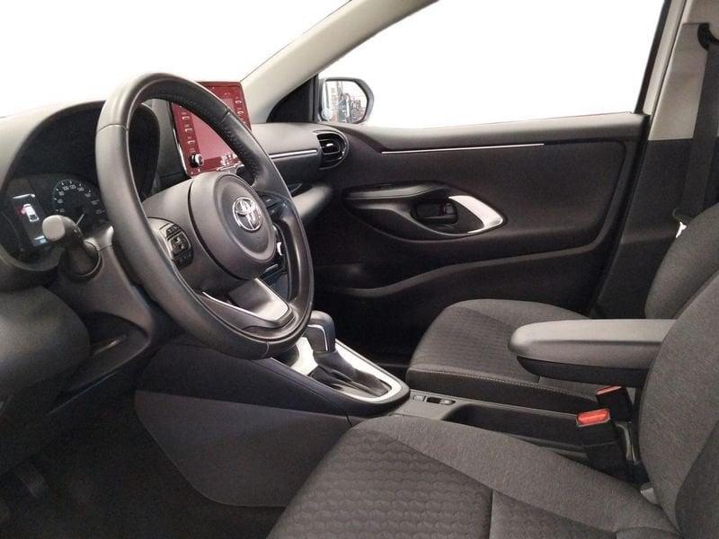 Toyota Yaris Hybrid Active MY22