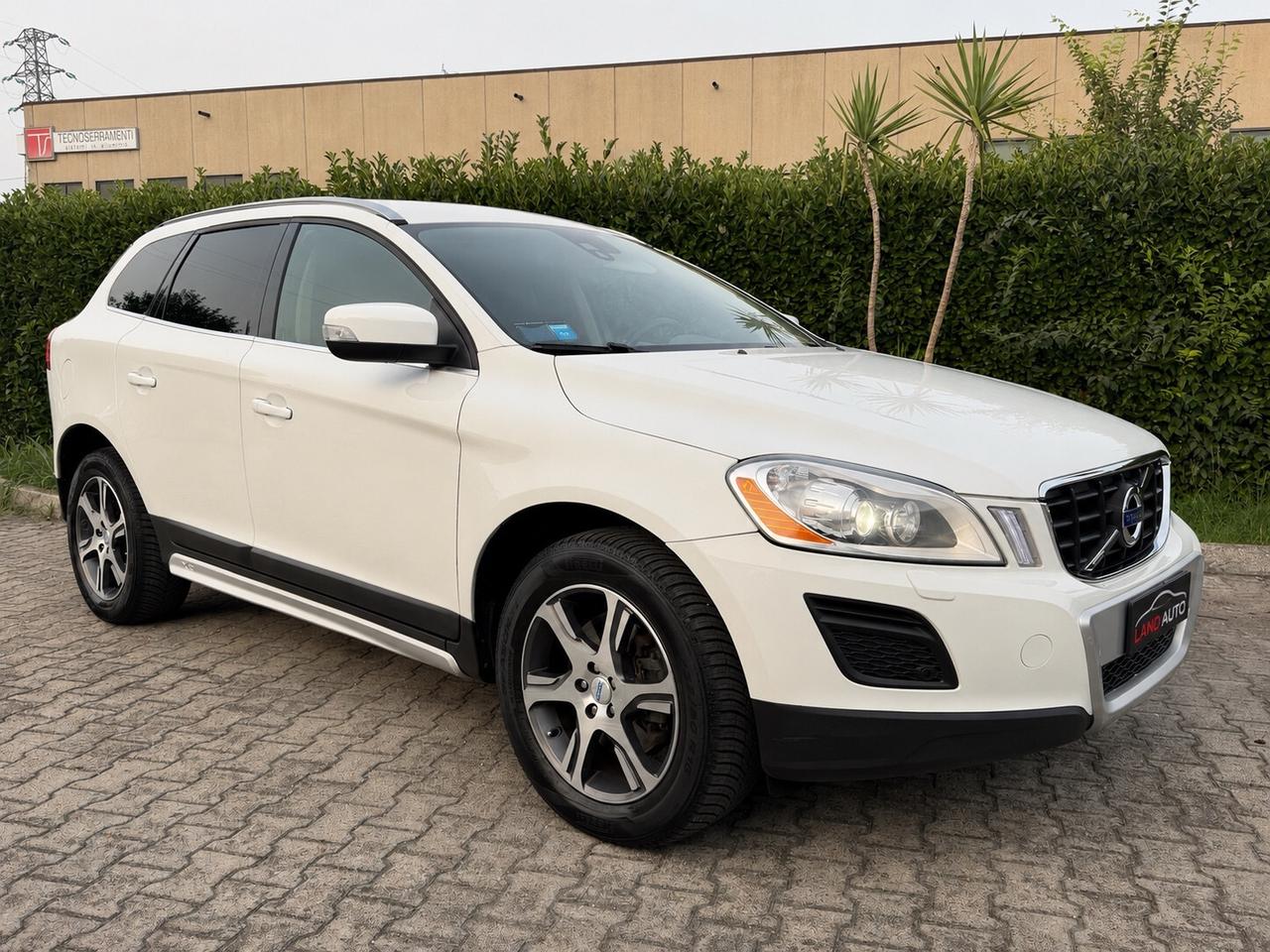 Volvo XC 60 D3 2.0 163CV 2011 - AUTOMATICA