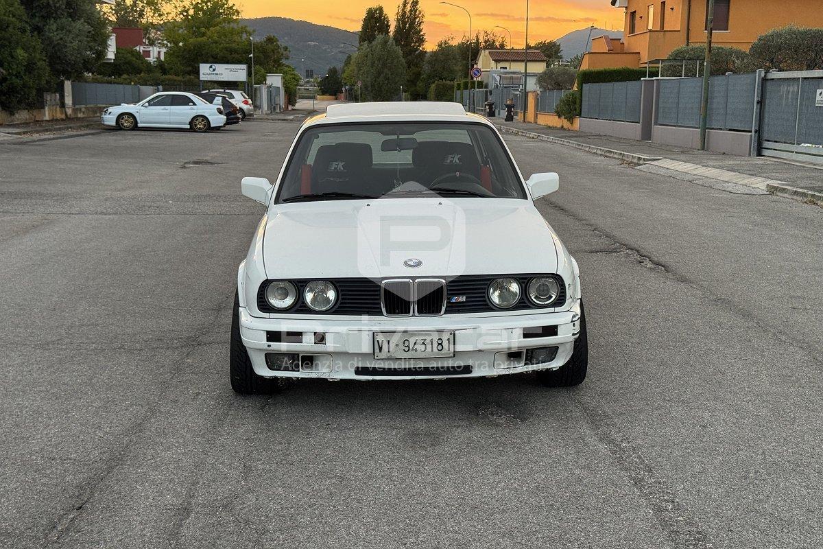 BMW 318i cat 4 porte