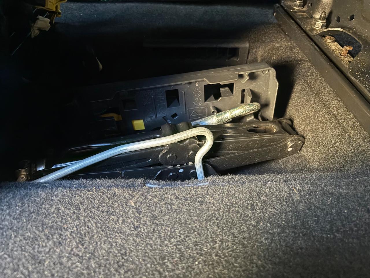 Peugeot Rifter BlueHDi 100 S&S Allure Standard