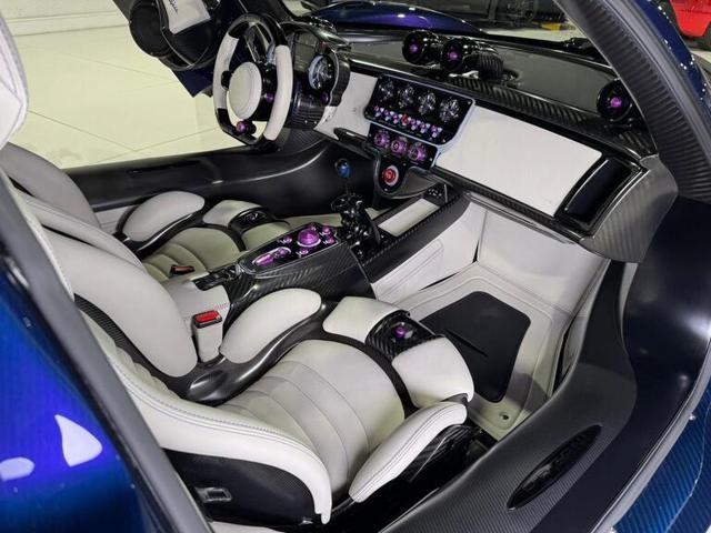 PAGANI Utopia UTOPIA SPORT PACK V12 6.0 864HP 29/99