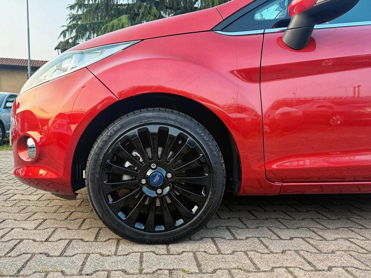 Ford Fiesta 1.2 82CV 3 porte OK NEOPATENTATI