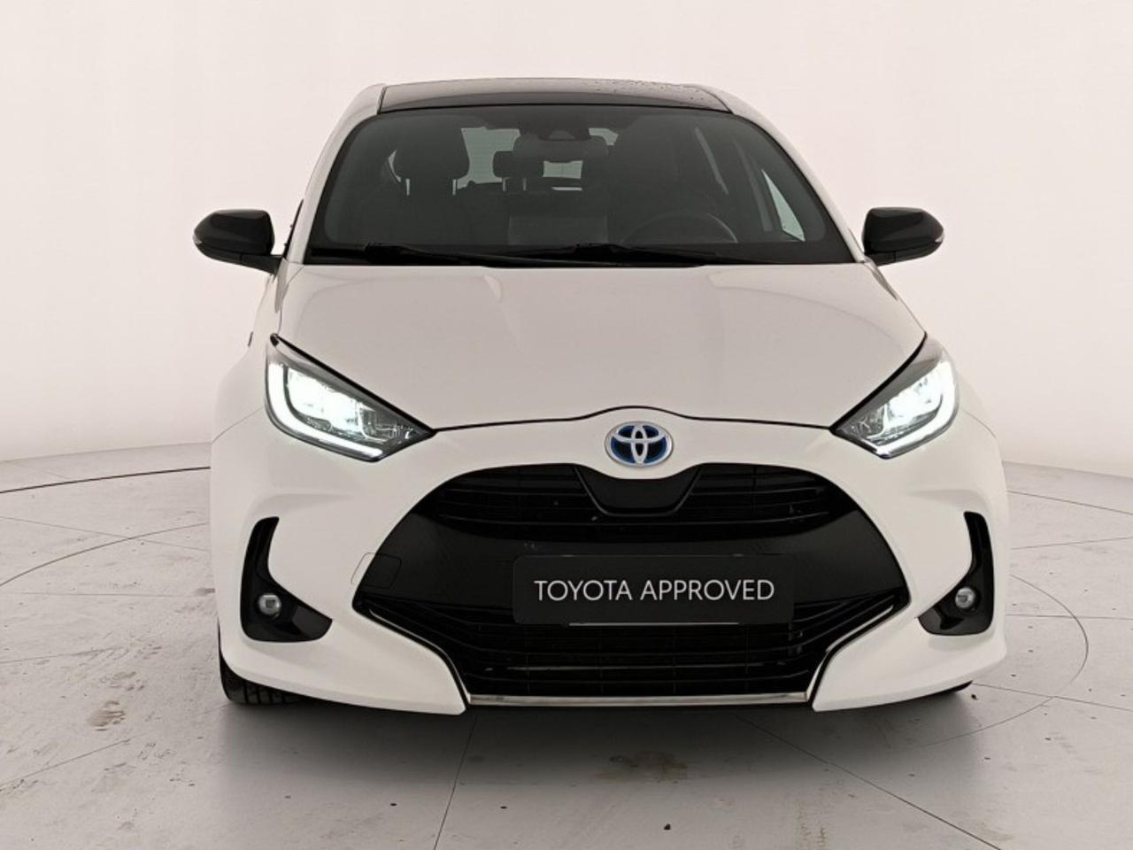 Toyota Yaris 1.5h lounge