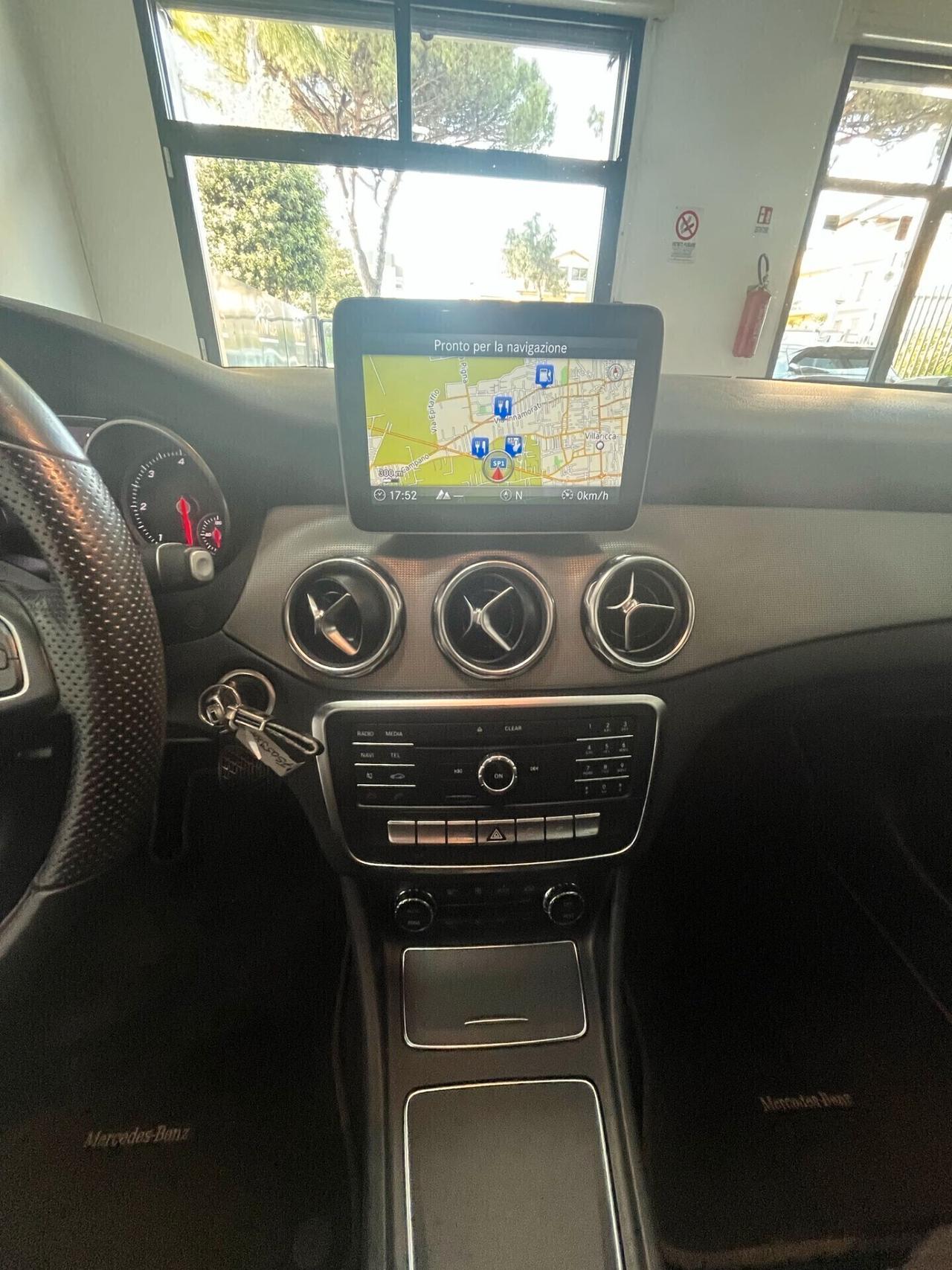 Mercedes-benz GLA 200 D AUTOMATICA 4MATIC SPORT
