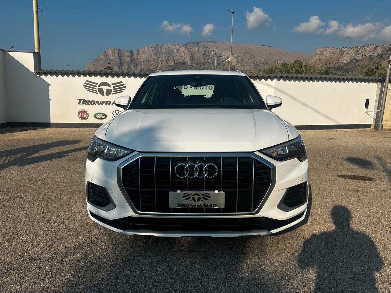 Audi Q3 35 TFSI Business Advanced