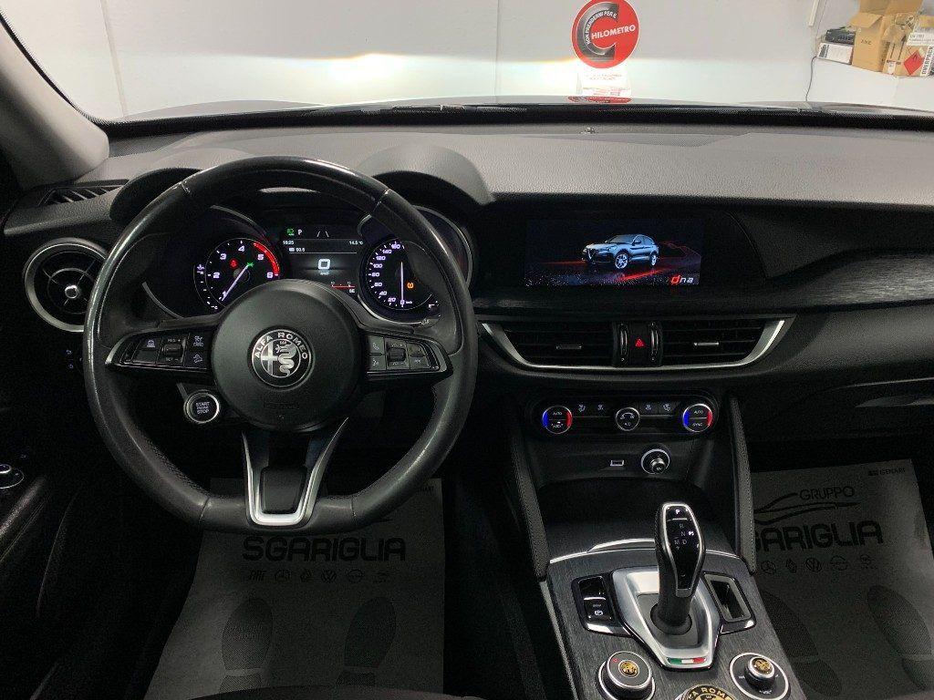 Alfa Romeo Stelvio 2.2 Diesel AT8 Sport-Tech Automatico
