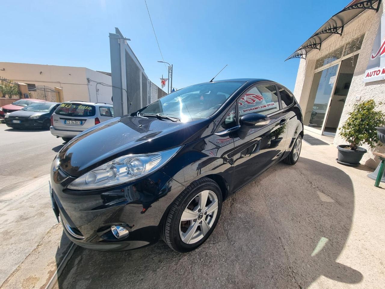 Ford Fiesta 1.4 TDCi aut. 3p. Ghia