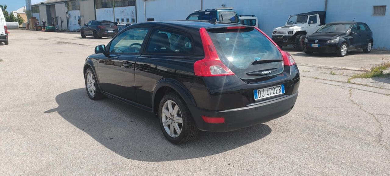 Volvo C30 1.6 D Summum