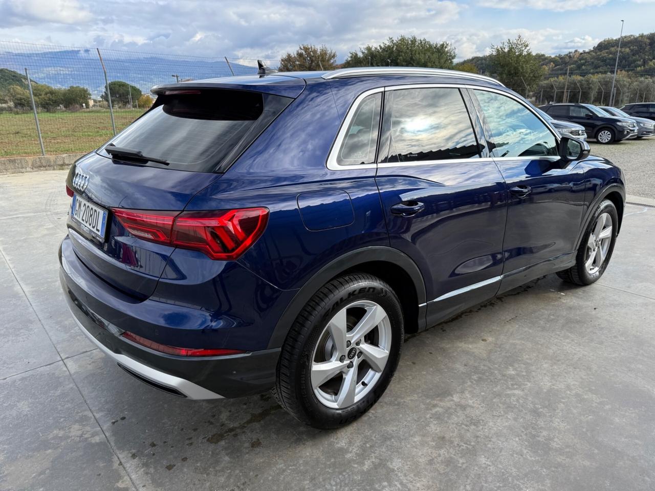 Audi Q3 35 TDI S tronic Business Advanced 12/2022