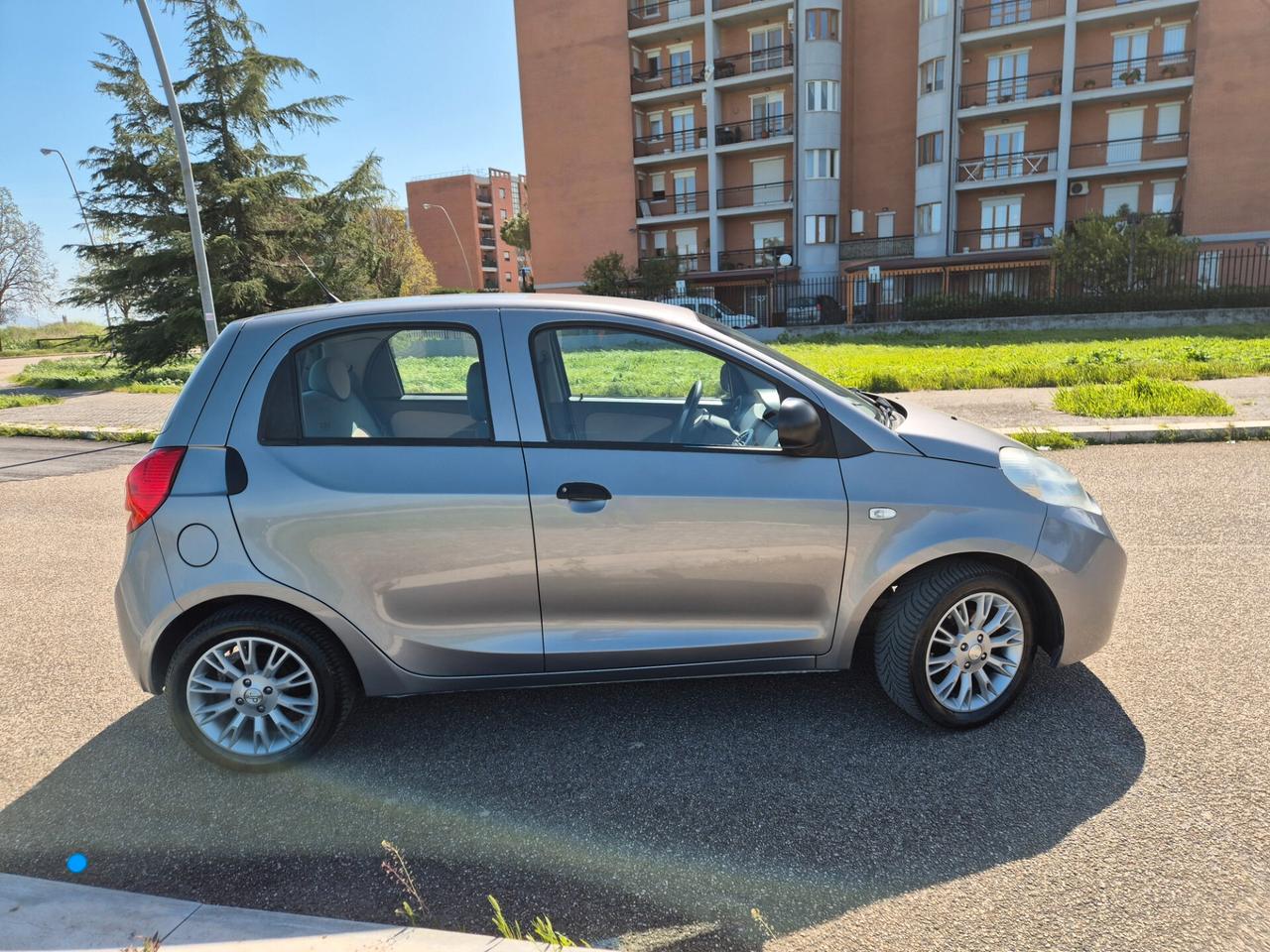 DR 1 MOTOR 1.3 GPL 82CV ANNO 2012