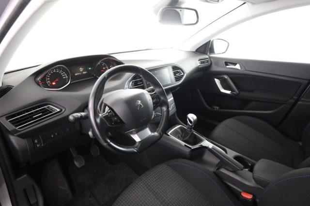PEUGEOT 308 308 BlueHDi 130 S&S SW Style (a stock)