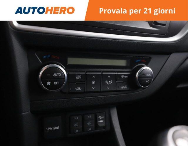TOYOTA Auris 2.0 D-4D Lounge