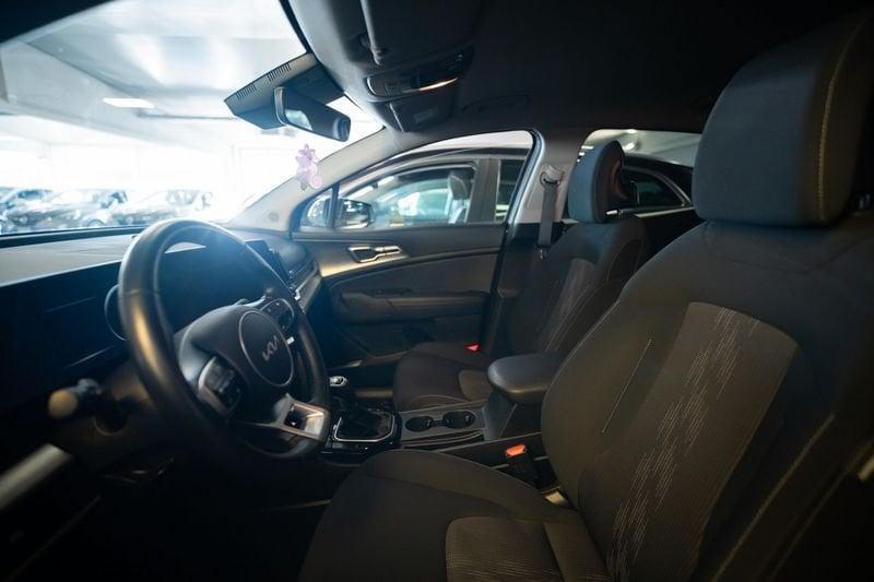KIA Sportage V 2022 1.6 crdi mhev Style imt