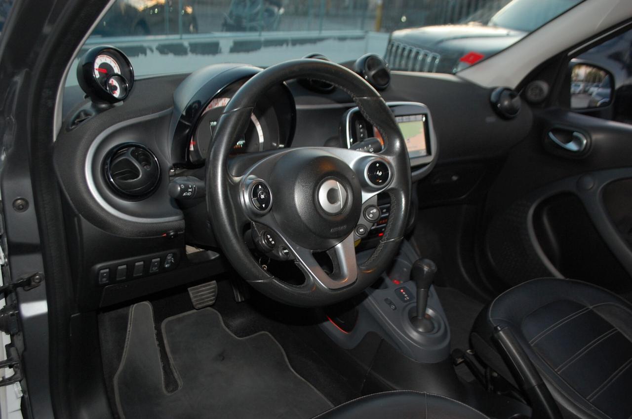 Smart forFour 1.0 Prime 71CV twinamic Cabrio Uff Italy Lega Navi