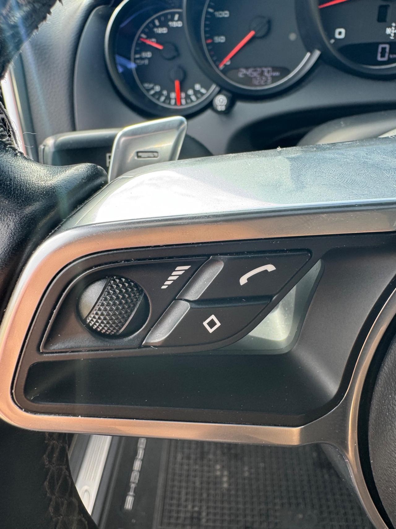 Porsche Cayenne 3.0 Diesel Platinum Edition