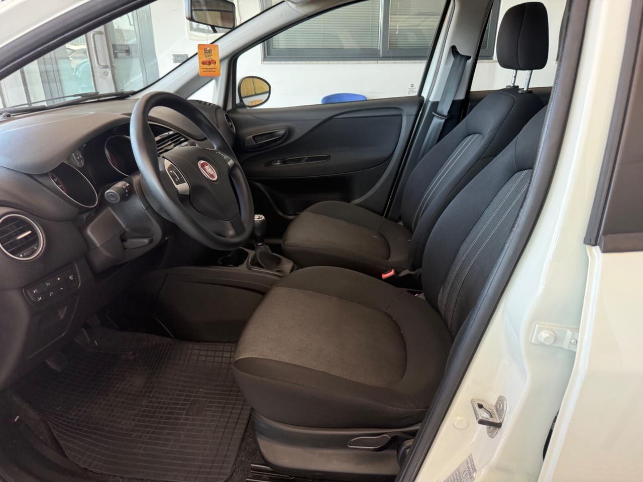 Fiat Punto 1.3 MJT II 75 CV 5 porte Street N1 AUTICARRO