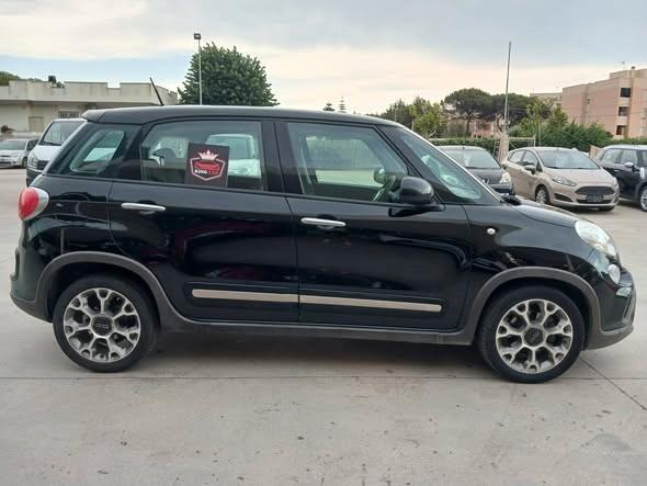Fiat 500L 1.3 Multijet 95 CV Trekking tetto panoramico sensori automatica garanzia