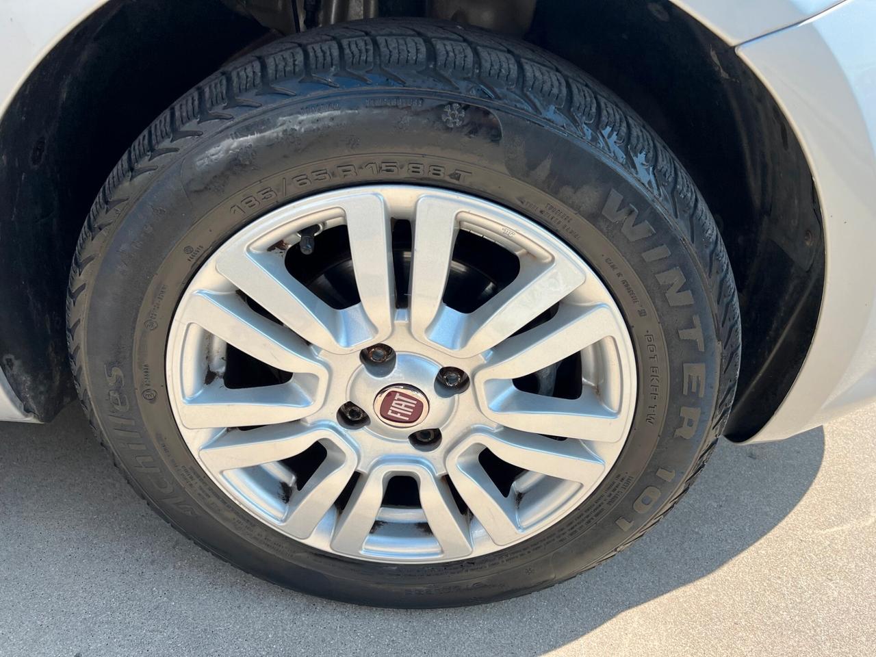 Fiat Punto 1.2 8V 5 porte Lounge / OK NEOPATENTATI