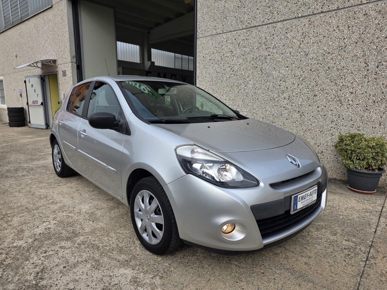 Renault Nuova Clio 1.2 16V 5 porte Live! Euro 5