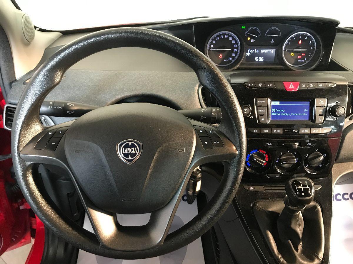 LANCIA Ypsilon 1.2 69 CV 5p. Silver