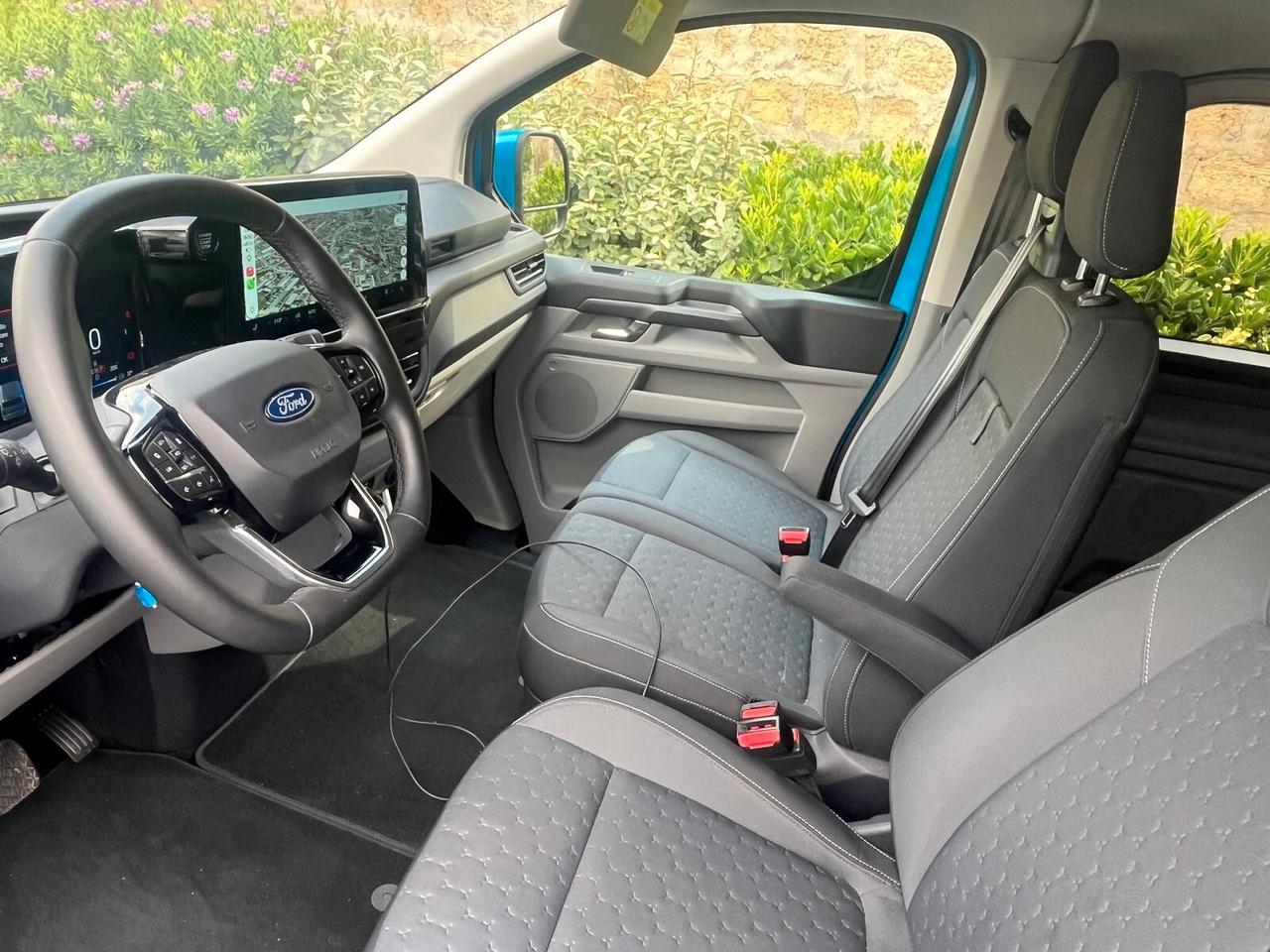 Ford Tourneo Custom Titanium PL 2.0 EcoBlue 170cv 9 POSTI