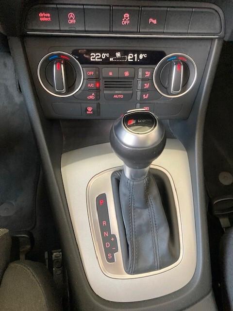 Audi Q3 2.0 TDI 150 CV quattro S tronic Sport