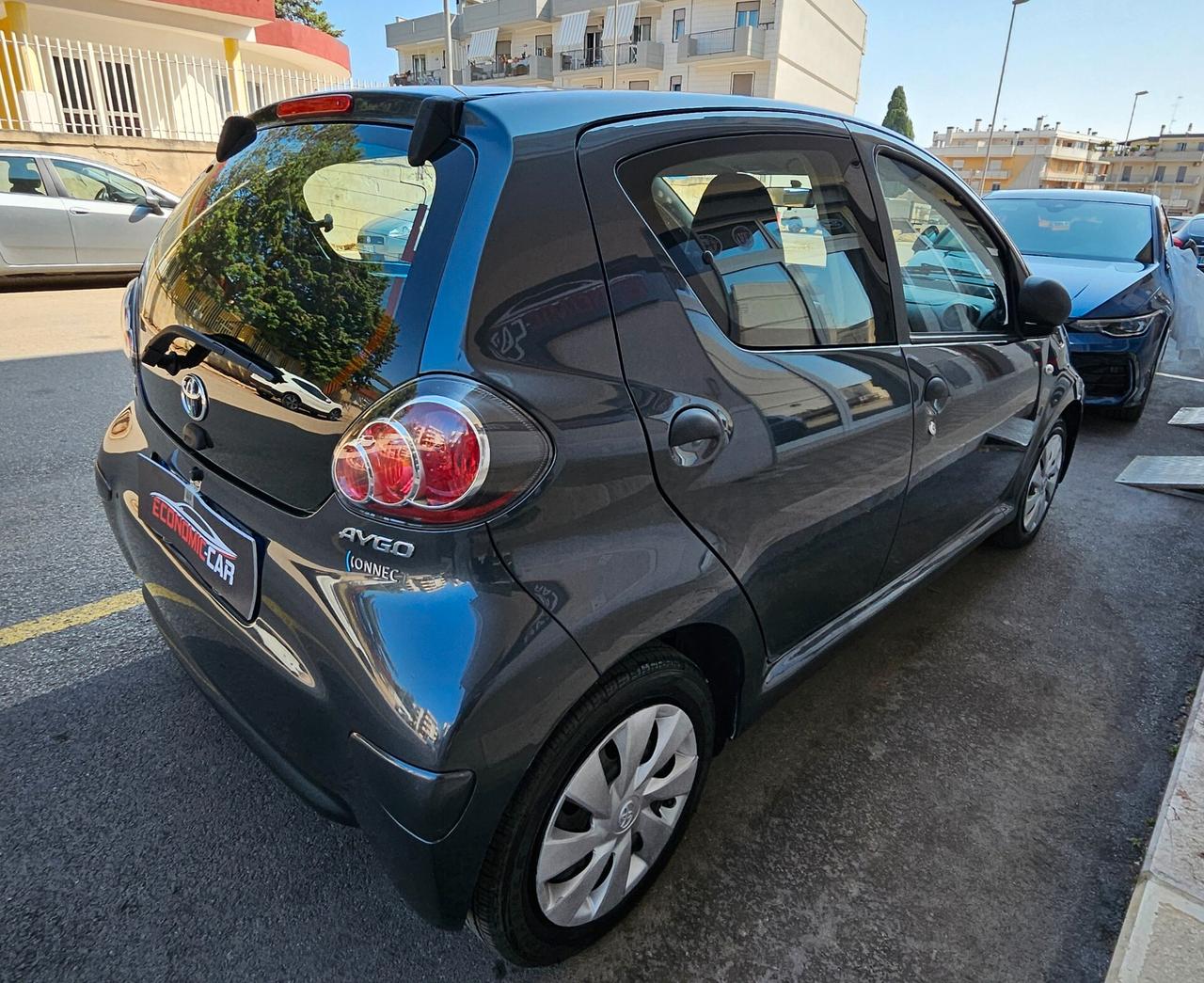 Toyota Aygo 1.0 12V VVT-i 5 porte Lounge Connect