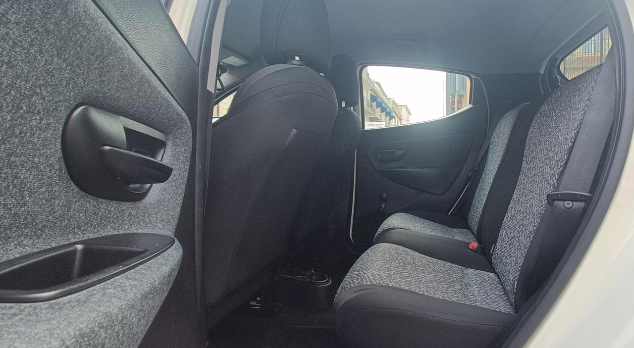 Lancia Ypsilon 1.2 69 CV 5 porte S&S Elefantino Blu