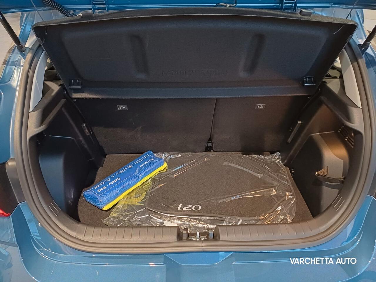 Hyundai i20 1.0 T-GDI Connectline KM ZERO