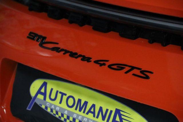 PORSCHE 911 992 Carrera 4 GTS Orange Lava