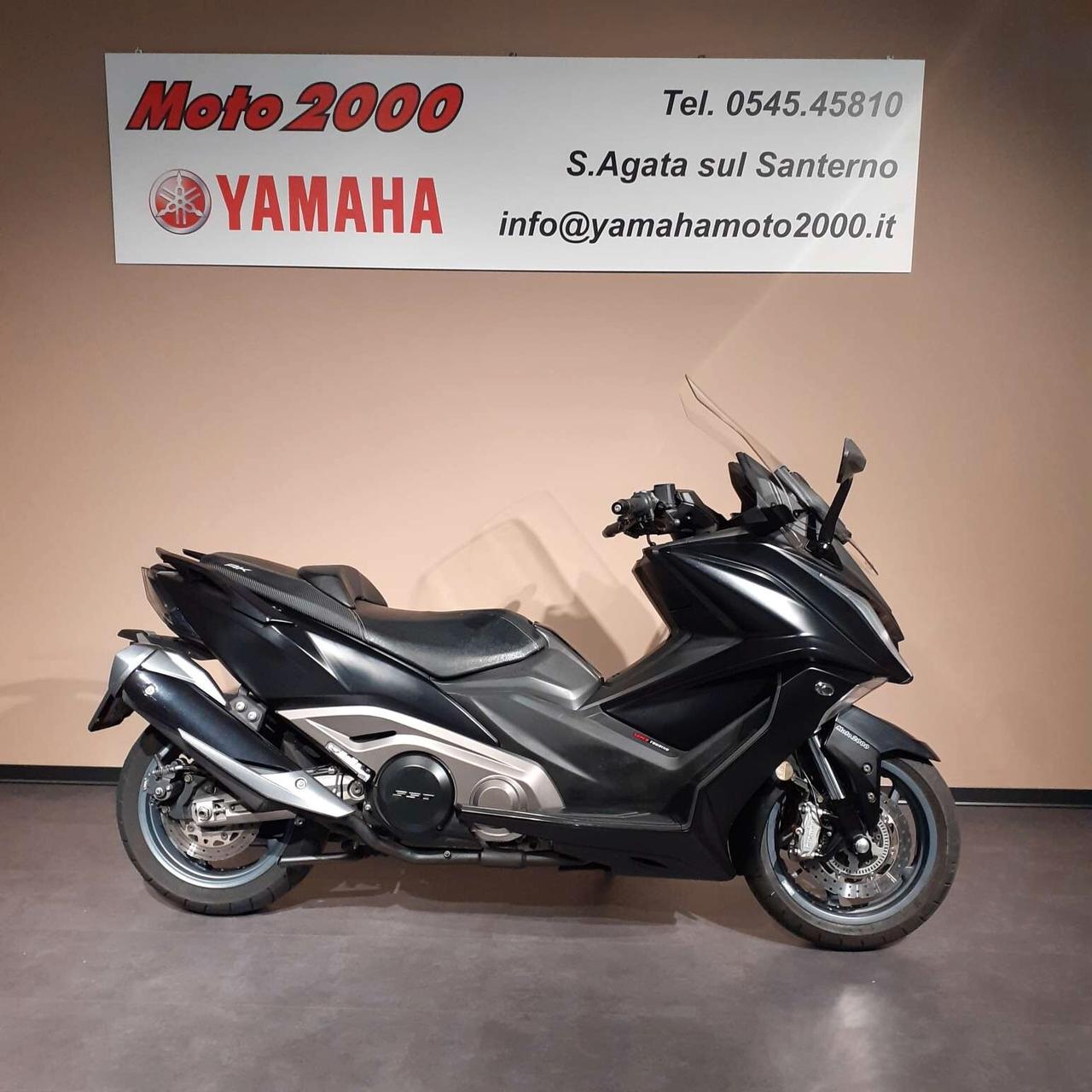Kymco AK 550