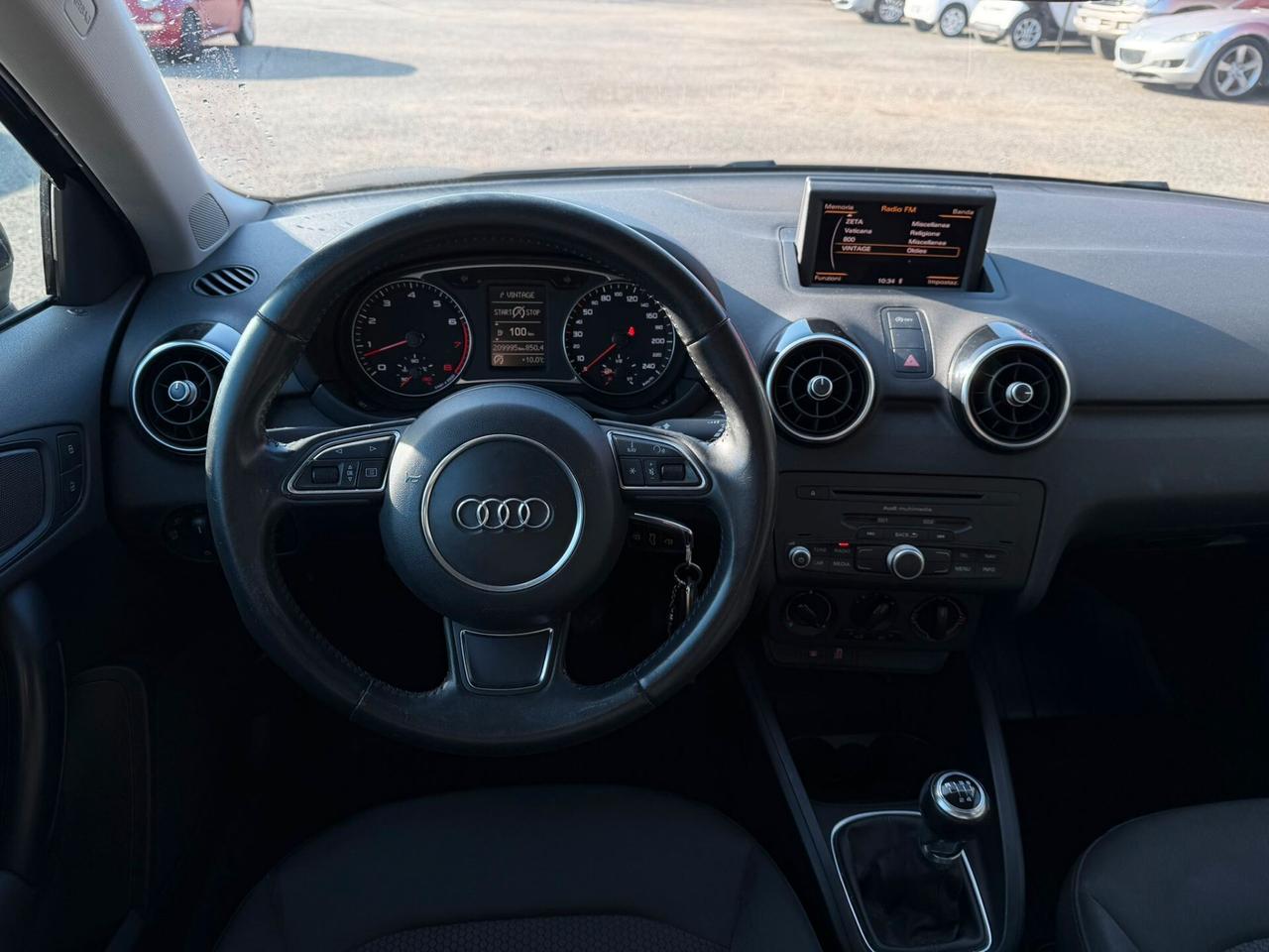 Audi A1 1.2 TFSI S line edition plus