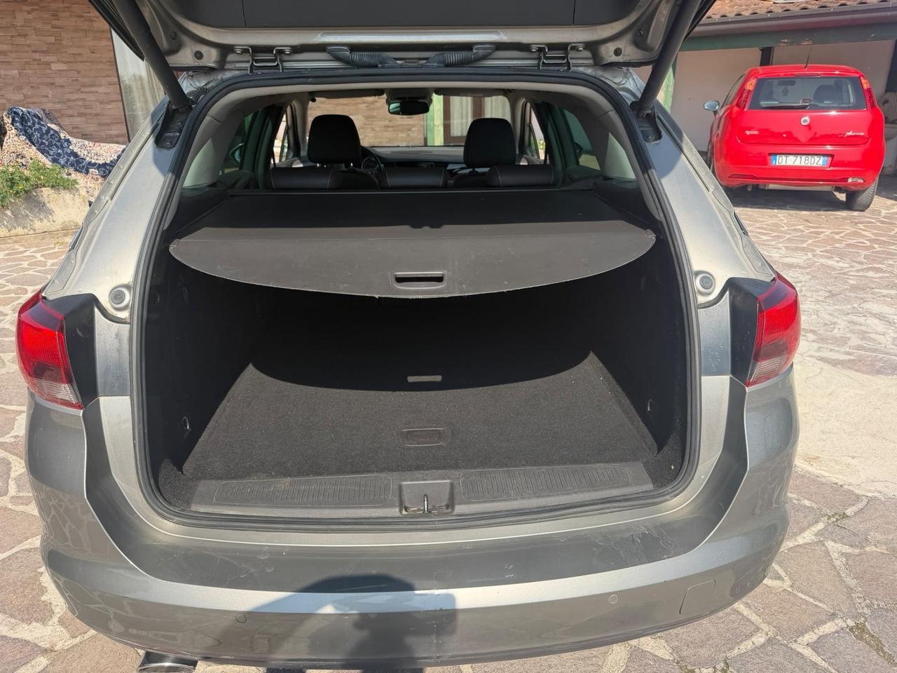 Opel Astra 1.6 BiTurbo CDTi Start&Stop Sports Tourer Innovation