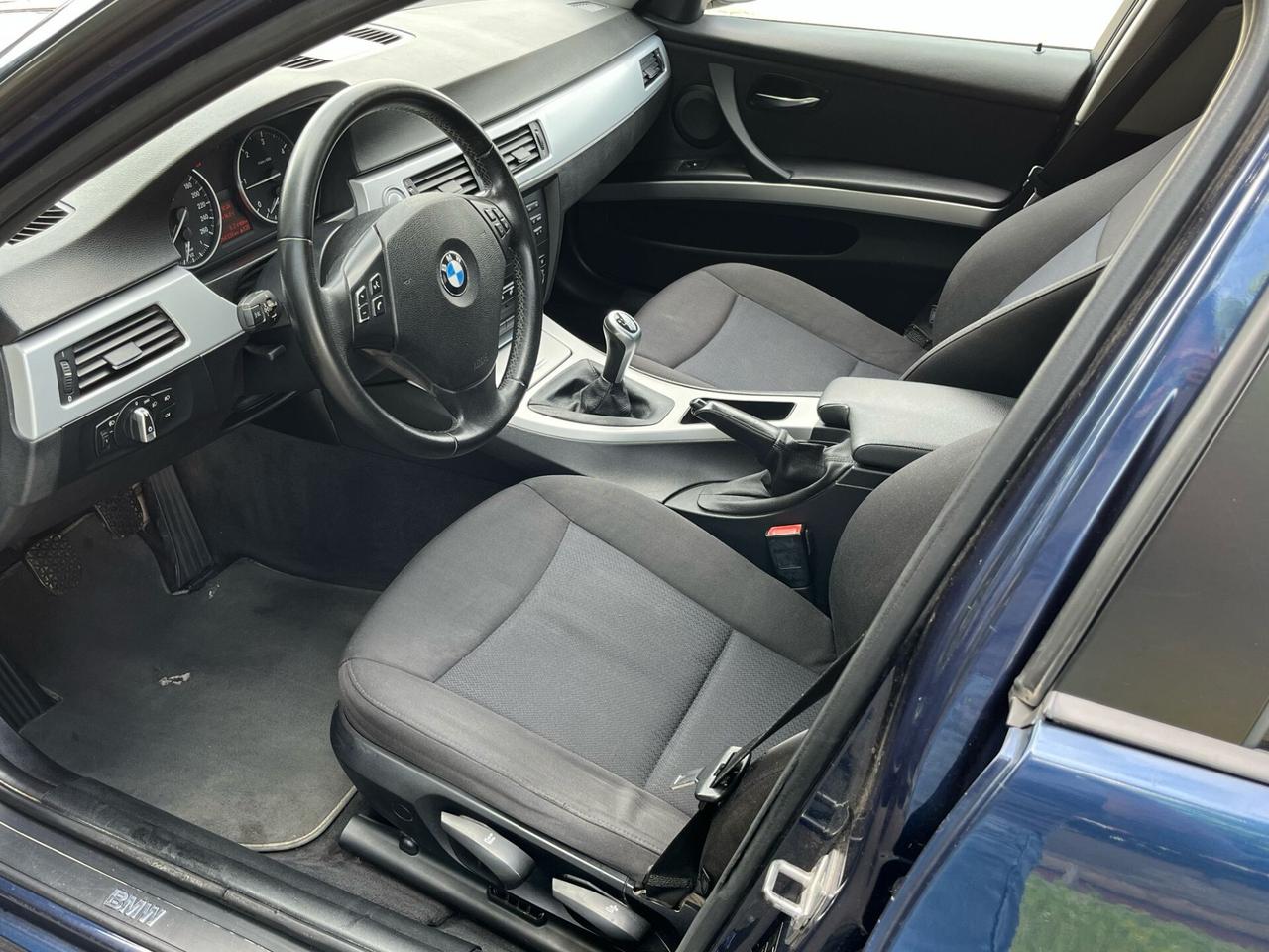 Bmw 318d 2.0 143CV Touring Perfetta