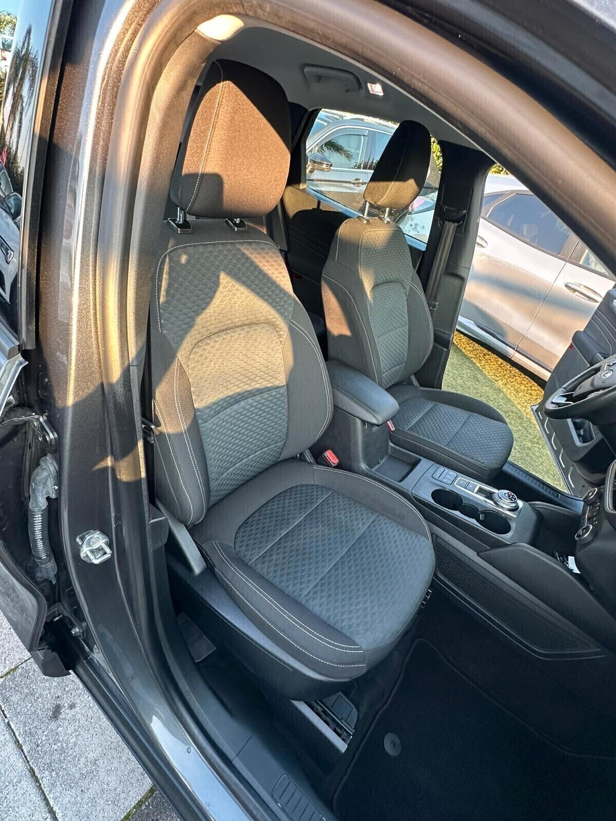 Ford Kuga 1.5 EcoBlue 120 CV Connect 2021 AUTOMATICA -FARI FULL LED