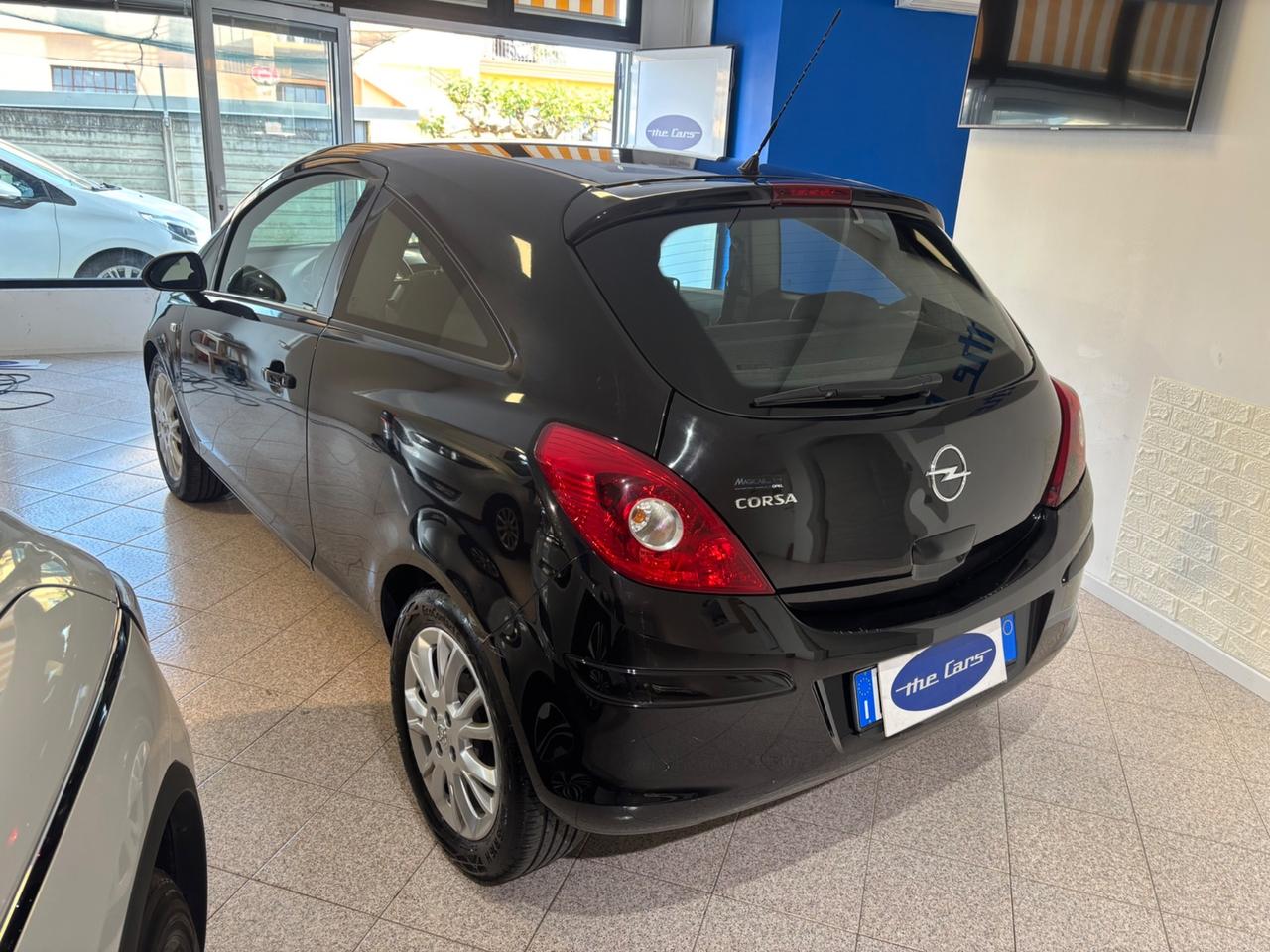 Opel Corsa 1.2 3 porte Easytronic Enjoy