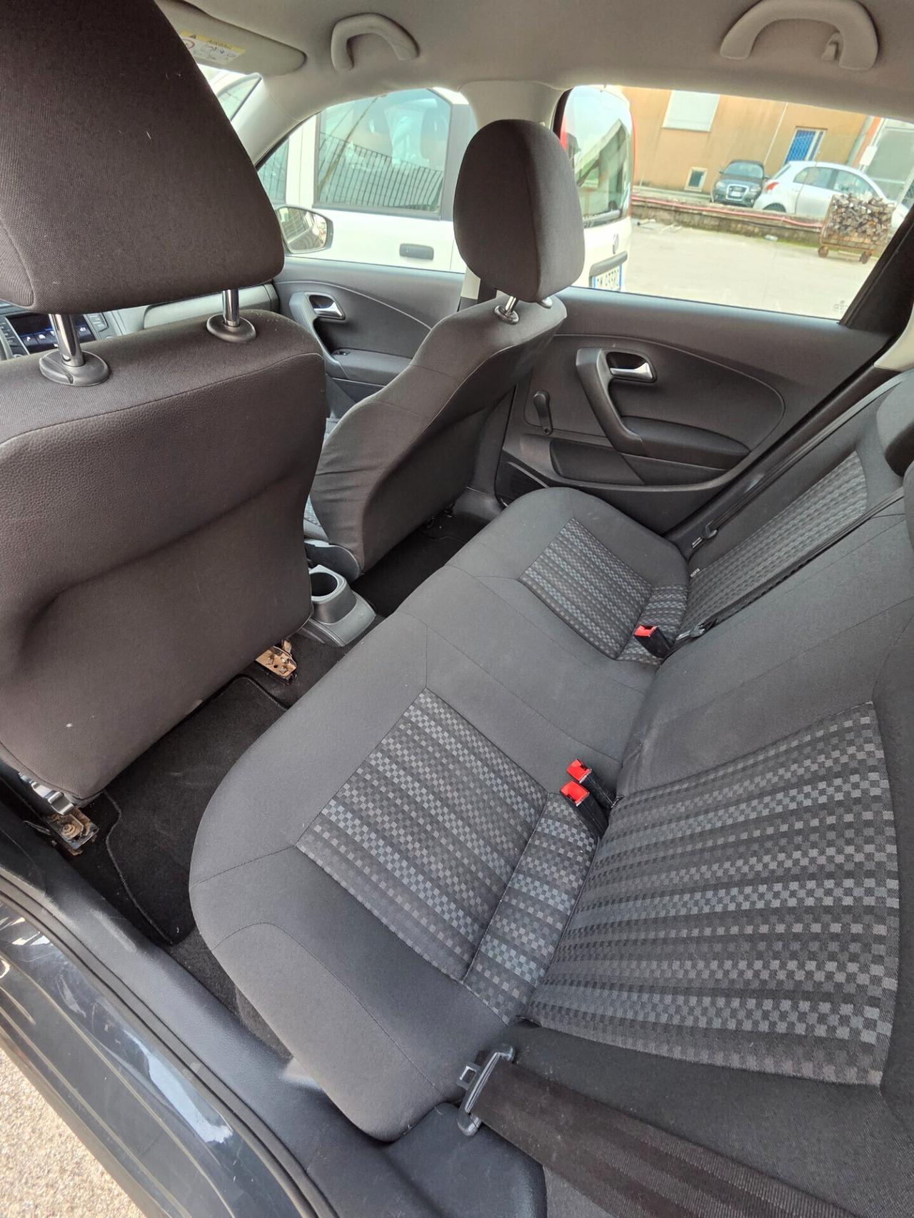 Volkswagen Polo 1.0 benzina 10/2016 pochi km FINANZIABILE