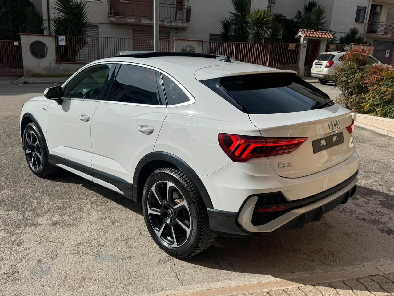 AUDI Q3 SPB 35 TDI S-TRONIC S-LINE 150 CV. TETTO APRIB.