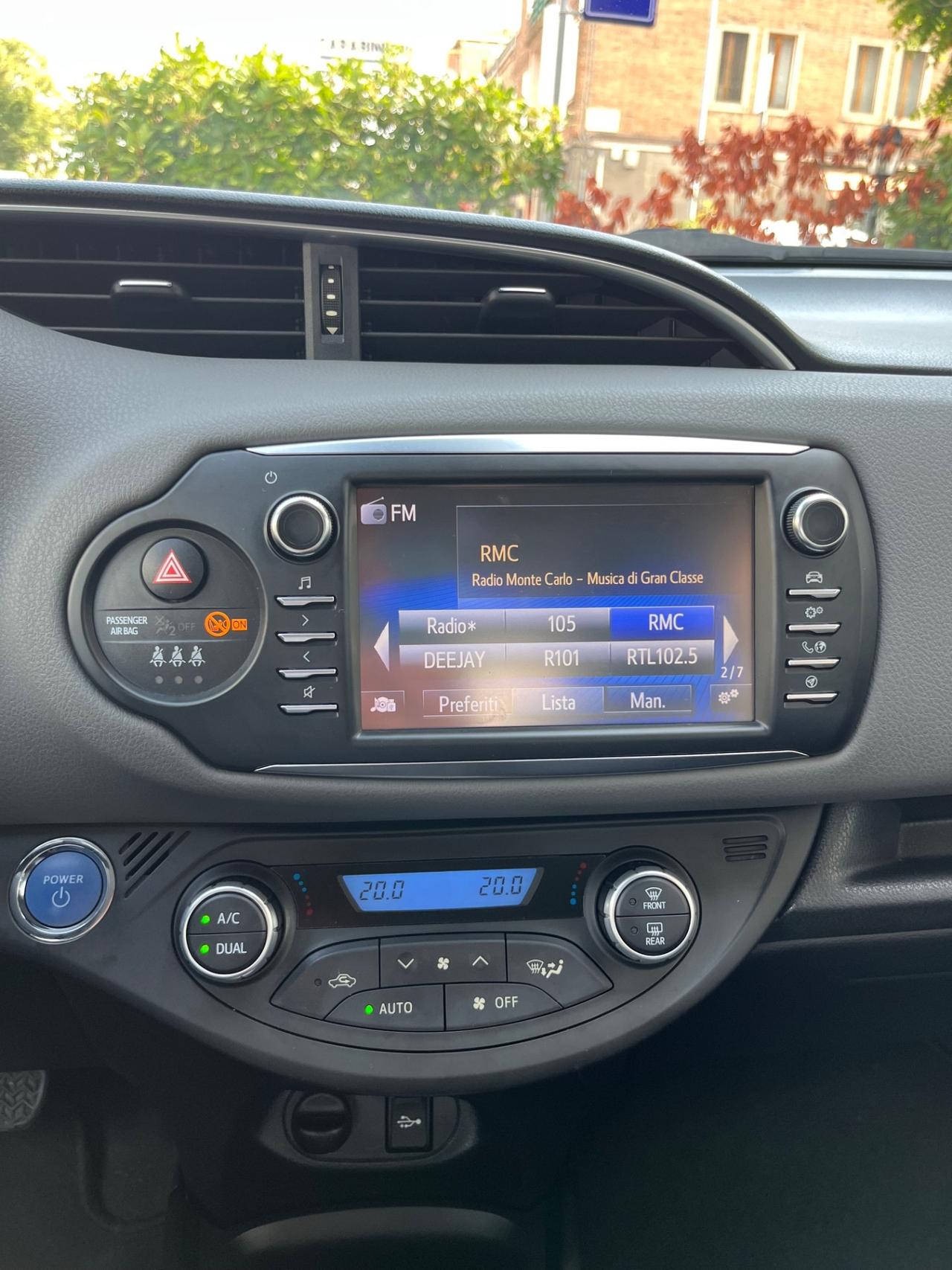 Toyota Yaris 1.5 Hybrid 5 porte Active