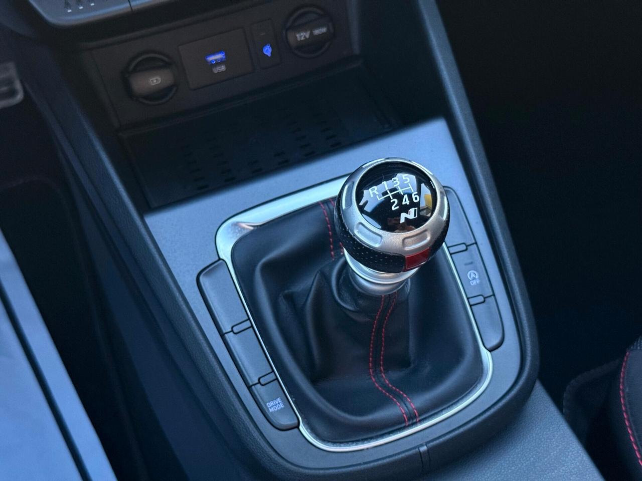 Hyundai Kona 1.0 T-GDI Hybrid 48V iMT N-Line 120cv
