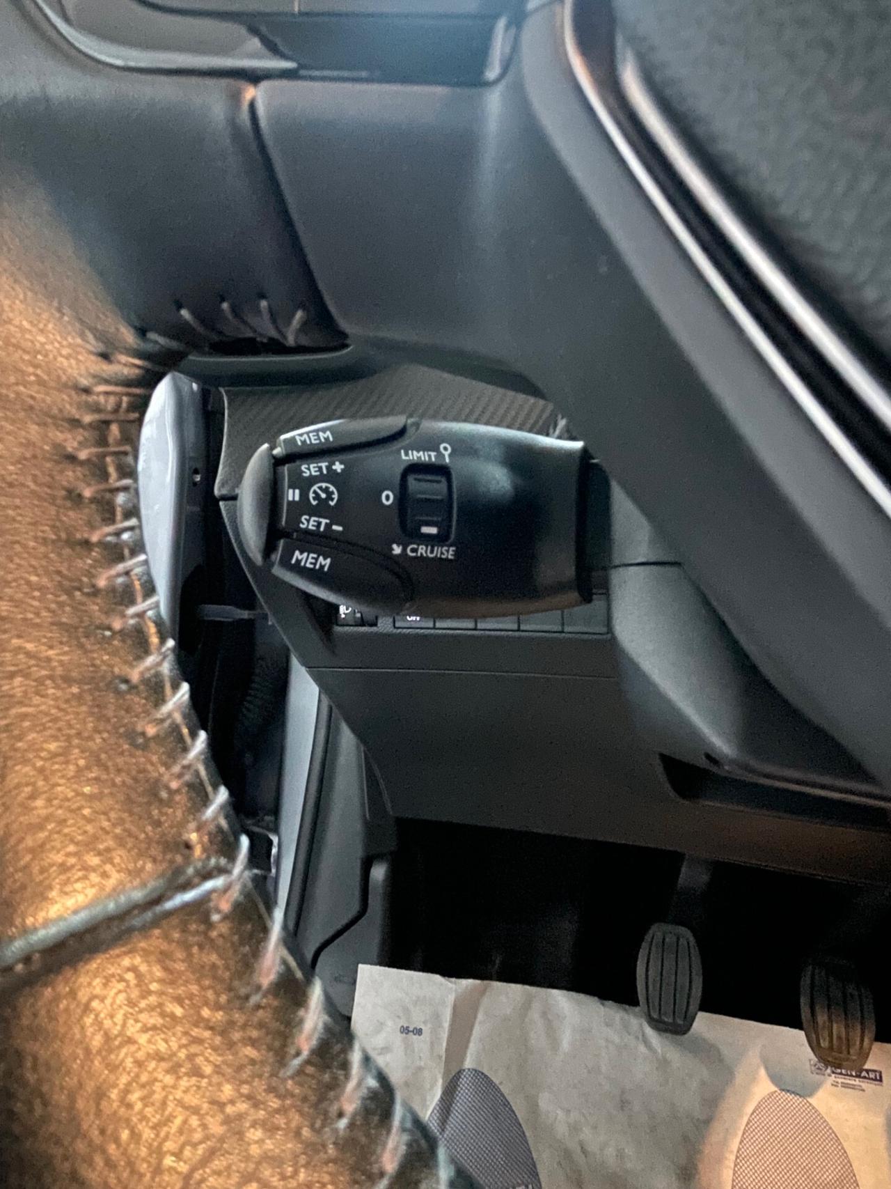 PEUGEOT 208 1.2 PURETECH ACTIVE