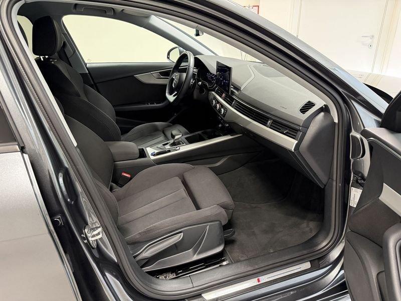 Audi A4 A4 Avant 35 TDI/163 CV S-Tronic S-Line Edition