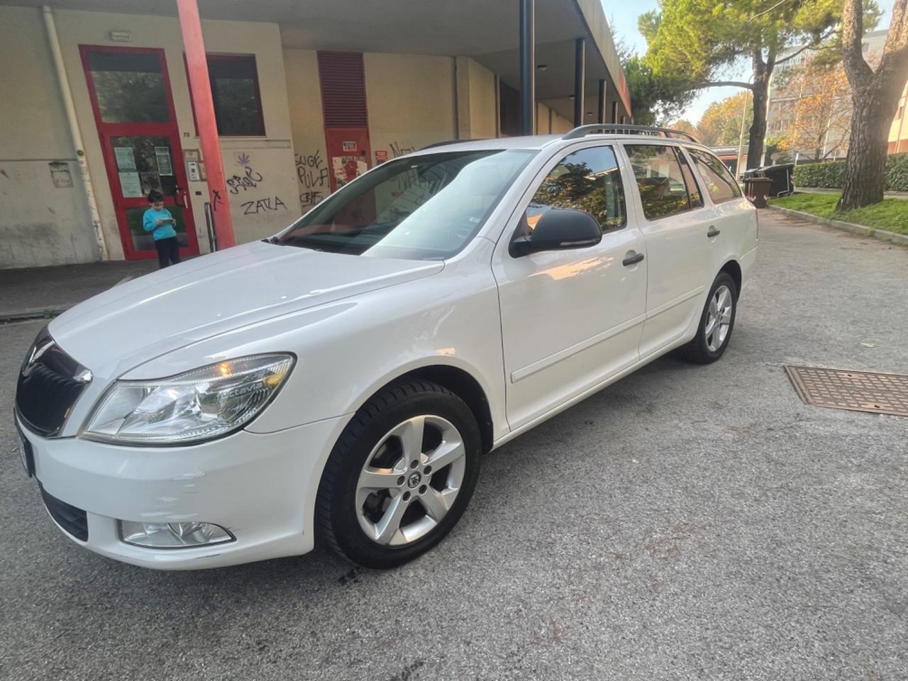 Skoda Octavia 1.6 TDI CR Pronta al uso garanzia