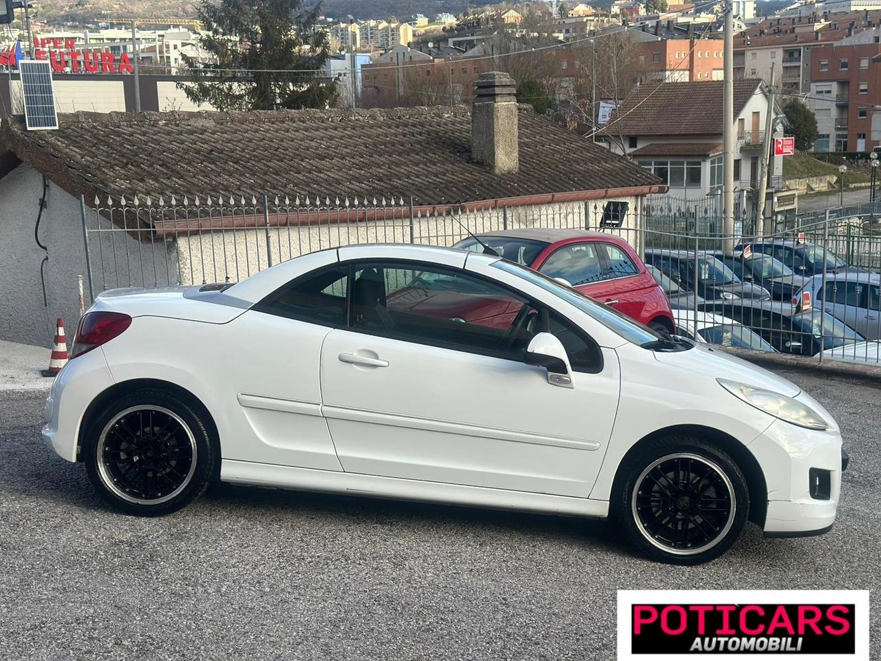 Peugeot 207 1.6 8V HDi 112CV CC Féline