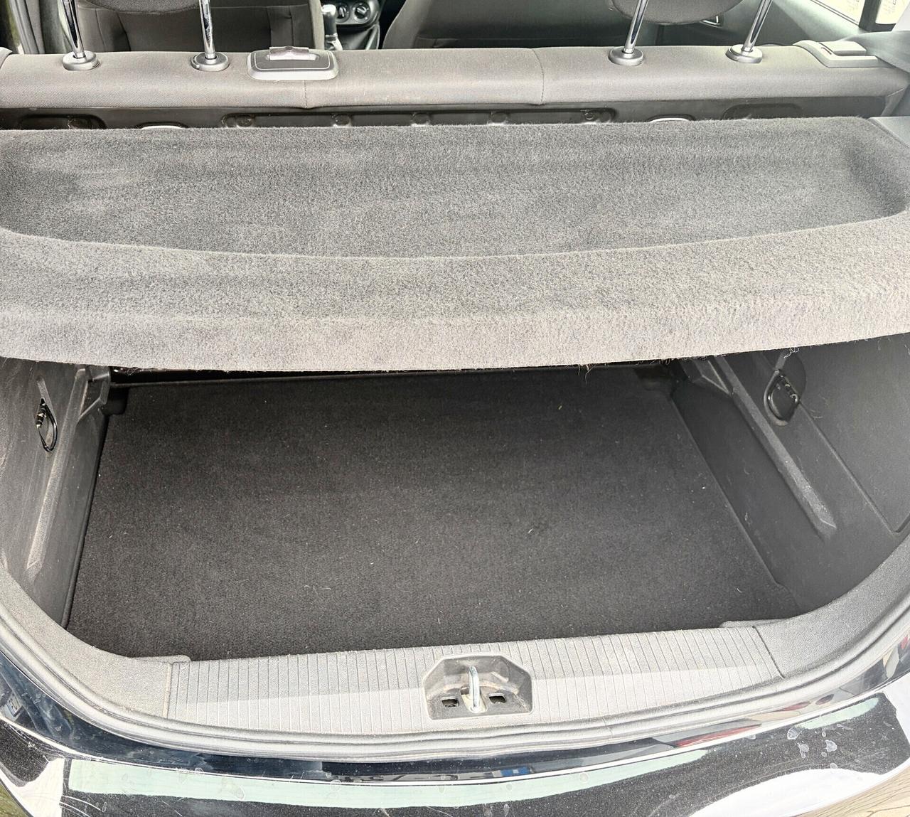 OPEL CORSA 1.4 GPL - UNICO PROPR. OK NEO PATENTATI