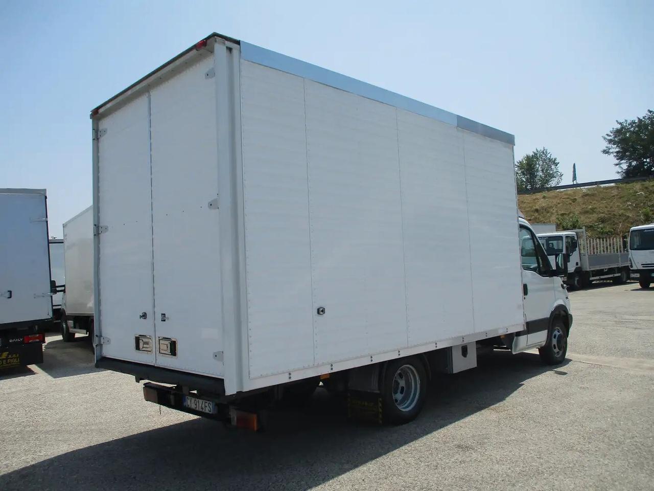 Iveco Daily 35C17 3000 170CV FURGONE LEGA 4.45 M 239000 KM