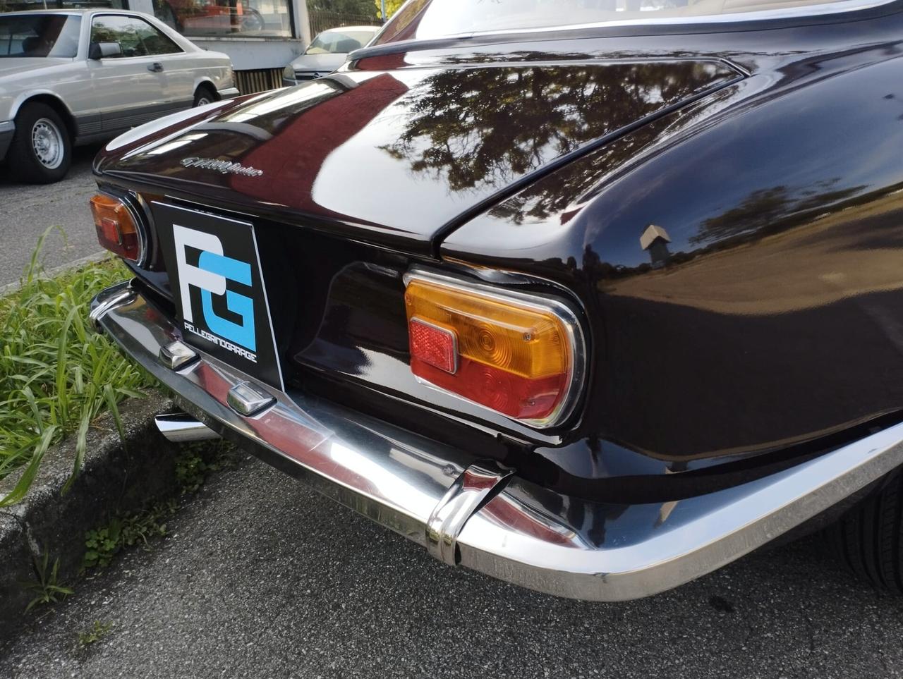 Alfa Romeo GT 1300 Unificata