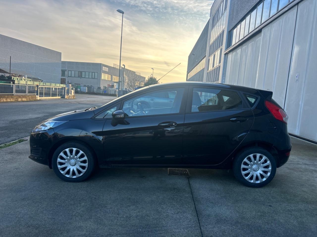Ford Fiesta 1.4 5 porte Bz.- GPL