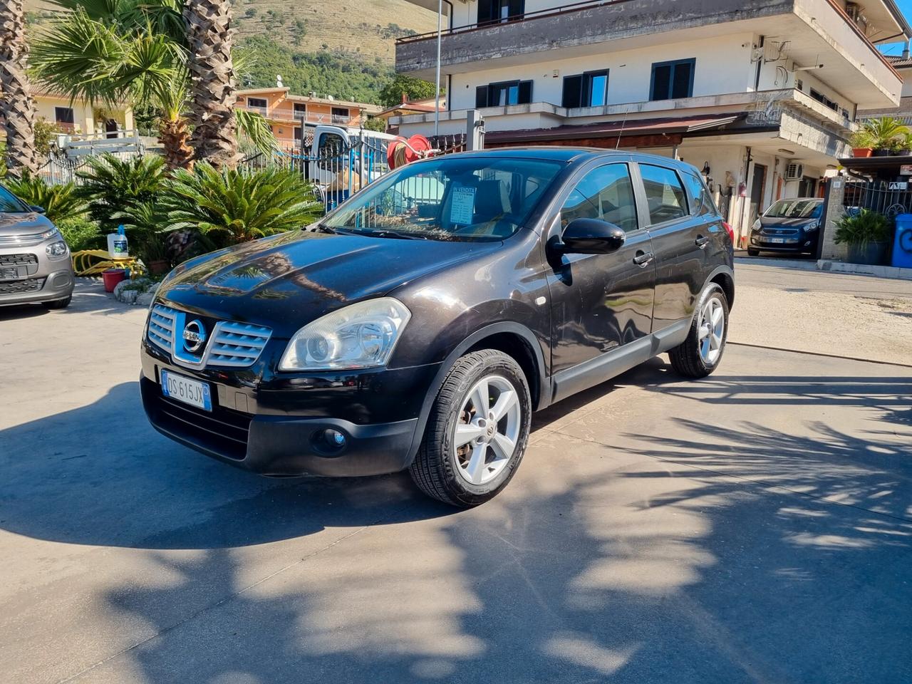 Nissan Qashqai 1.5 dCi Visia - ACCESSORIATA