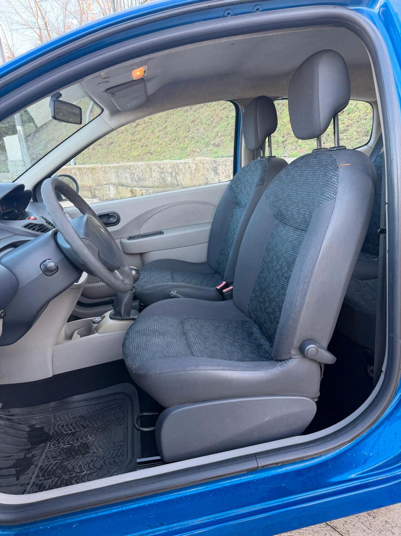 Renault Twingo 1.2 8V Confort